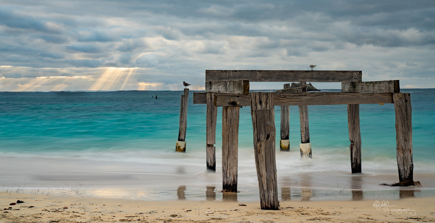 The Cape to Cape Track - Hamelin Bay Jetty and Sunrays